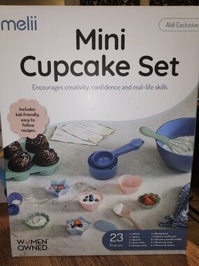 Aldis bundle collection 3pcs, Mini Cupcake,  Veggie Slice & Dice Sets